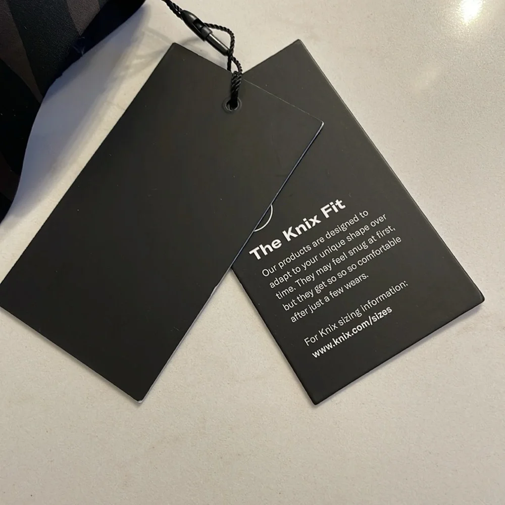 Knix Catalyst Sports Bra Size 6 Zebra NWT - Picture 6 of 8